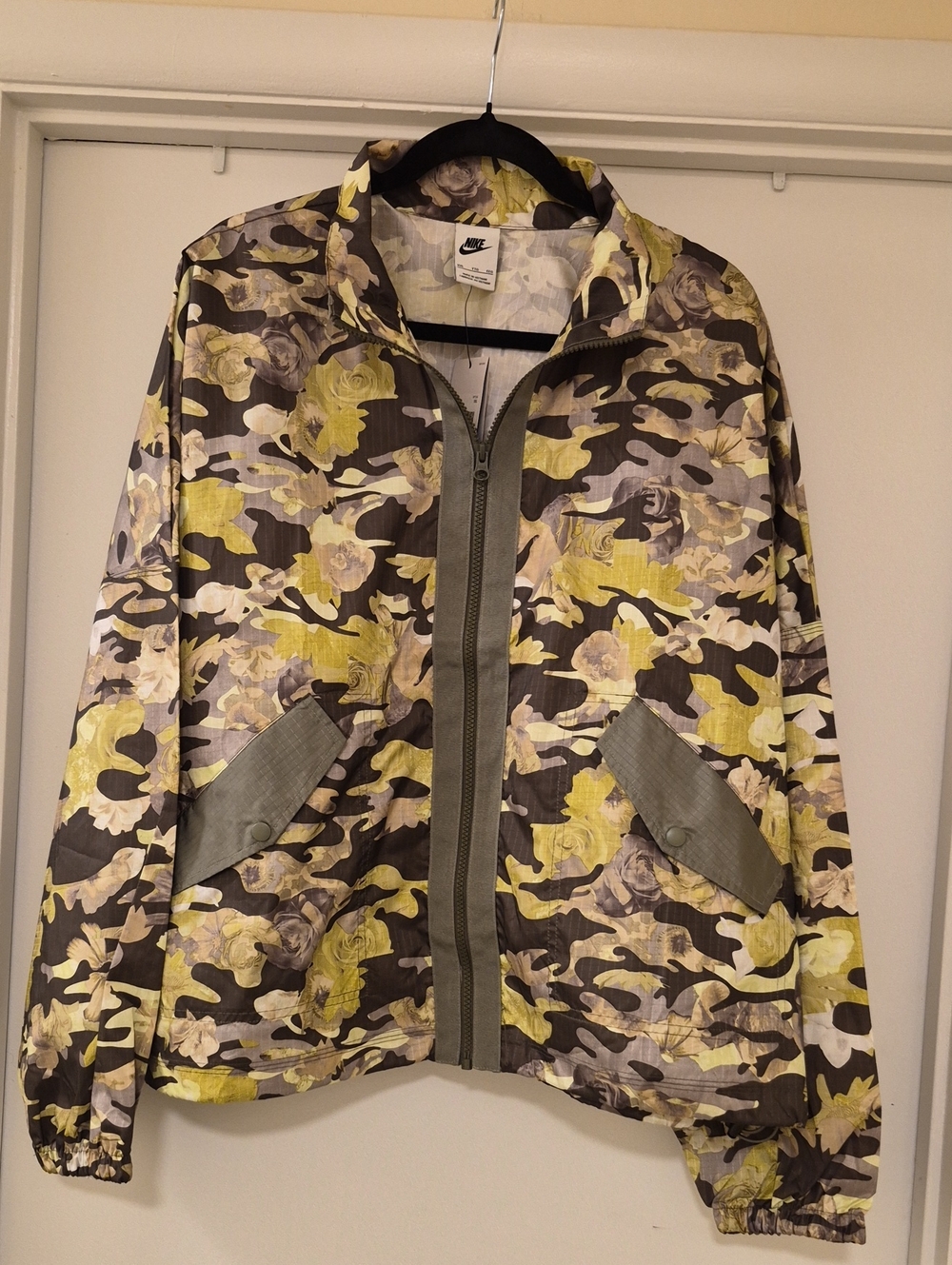 Nike Women’s Yellow, Brown & Gray Floral Camo Windbreaker